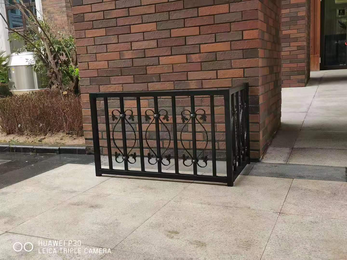 陽(yáng)臺(tái)護(hù)欄