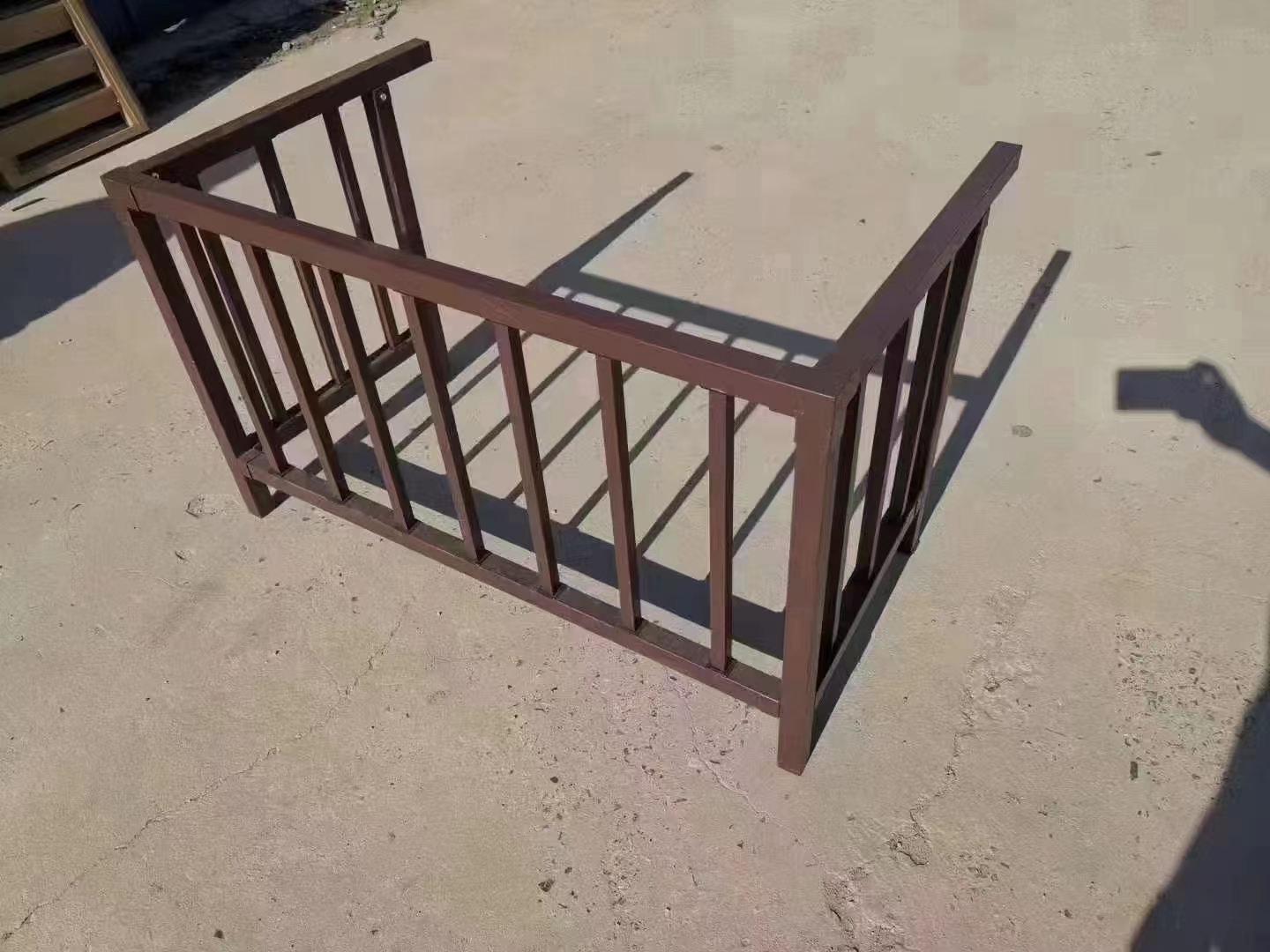陽(yáng)臺(tái)護(hù)欄